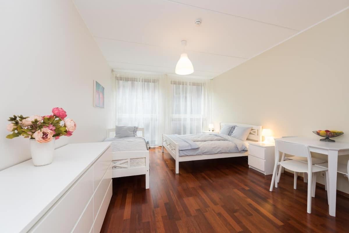 Roseni City Apartment Tallinn Exteriör bild