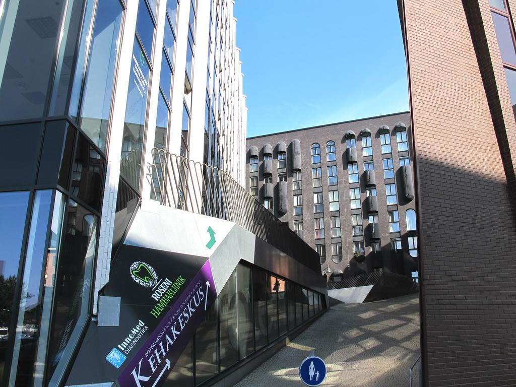 Roseni City Apartment Tallinn Exteriör bild